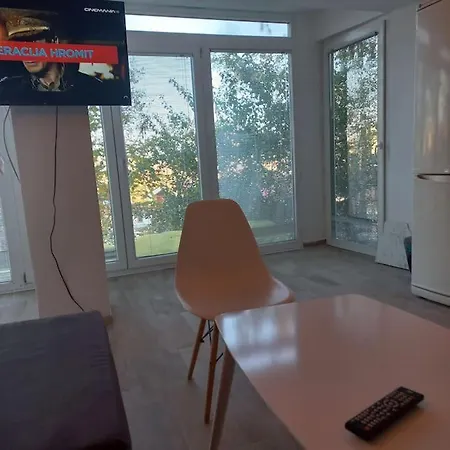 Lovely 1- Bedroom Close To Downtown * Escópia